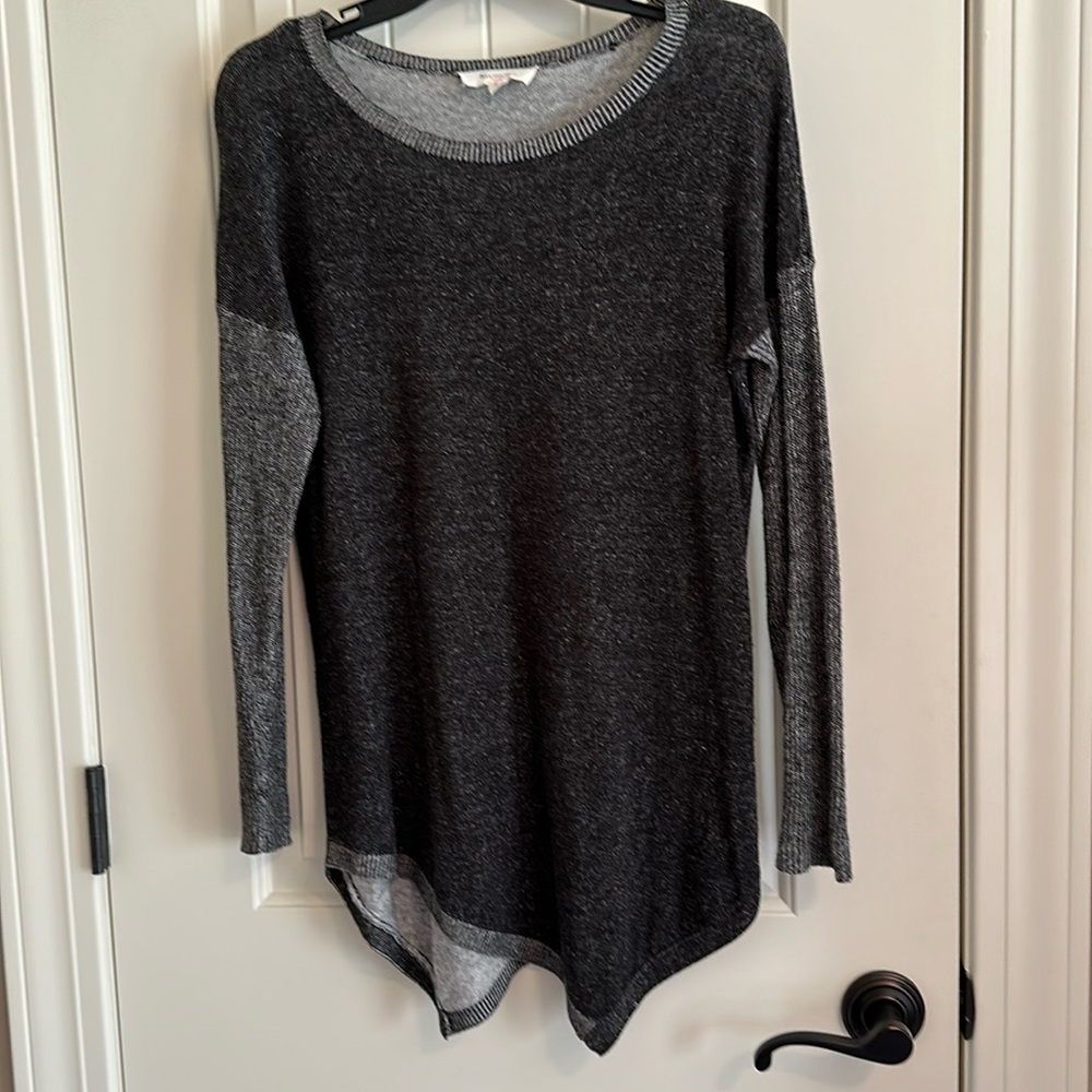 Vince Camuto Sweater
